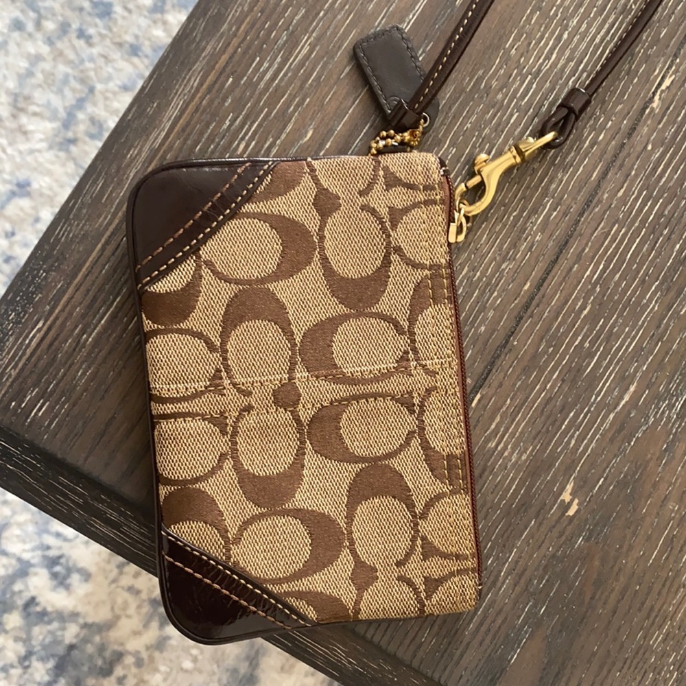 Coach wristlet vintage